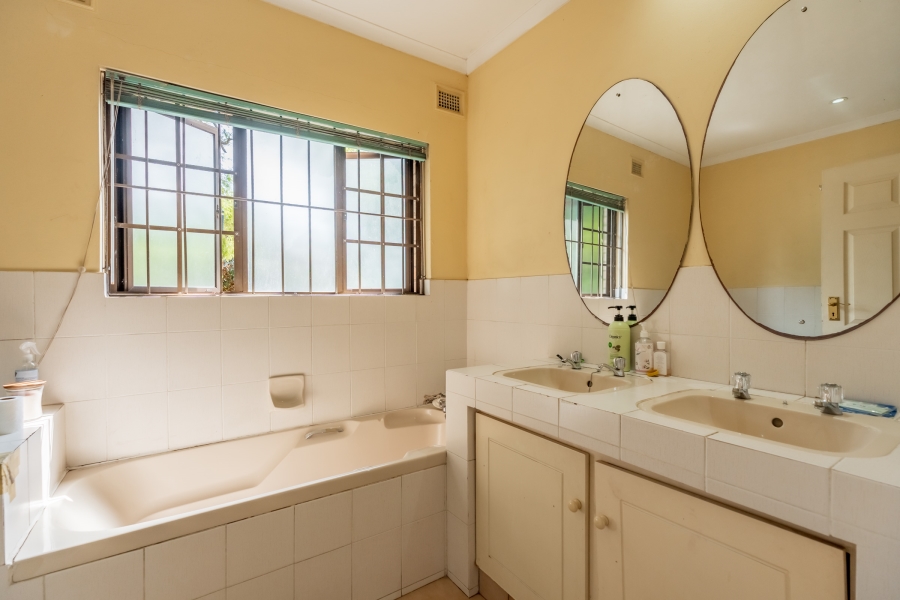 5 Bedroom Property for Sale in Westville Central KwaZulu-Natal