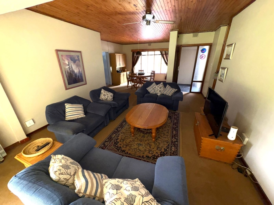 4 Bedroom Property for Sale in Huttenheights KwaZulu-Natal