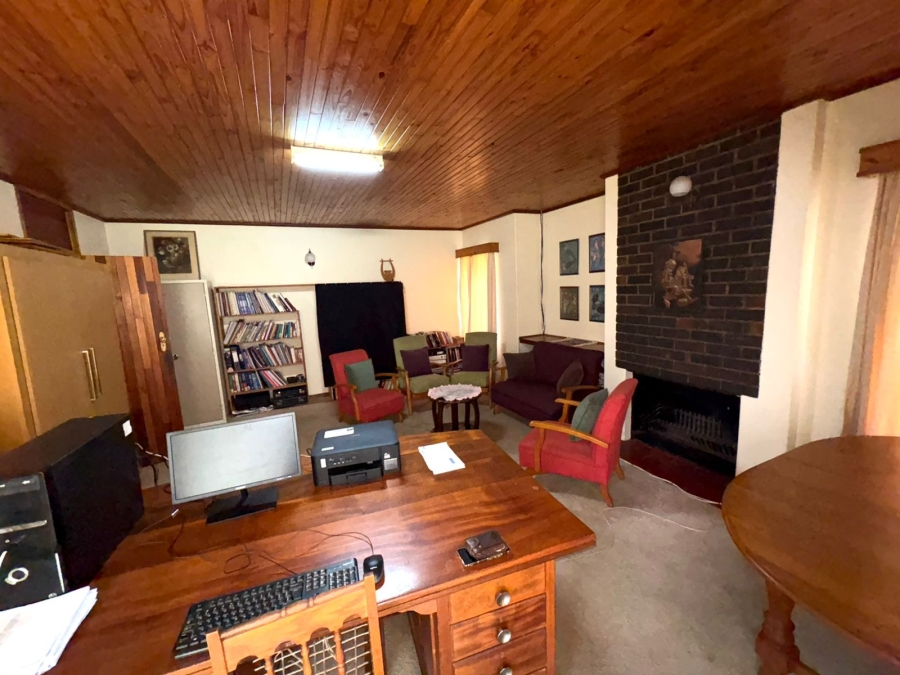 4 Bedroom Property for Sale in Huttenheights KwaZulu-Natal