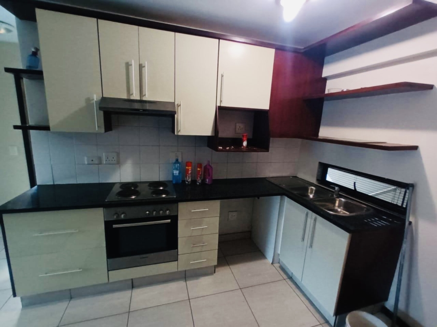 2 Bedroom Property for Sale in Essenwood KwaZulu-Natal