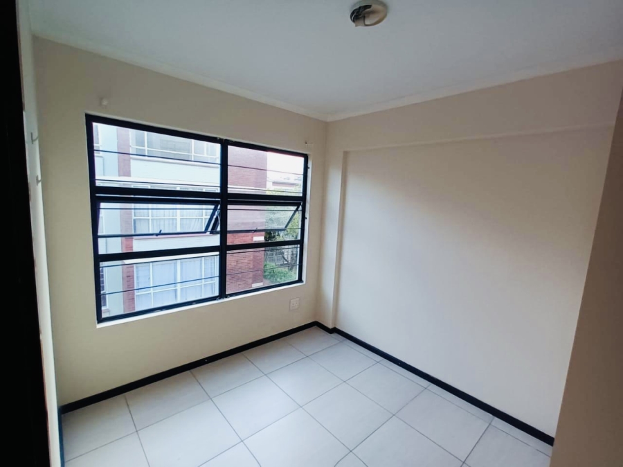 2 Bedroom Property for Sale in Essenwood KwaZulu-Natal