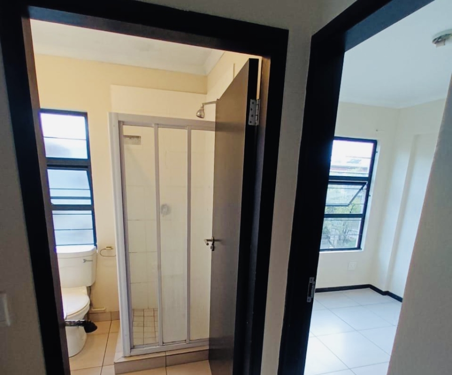 2 Bedroom Property for Sale in Essenwood KwaZulu-Natal