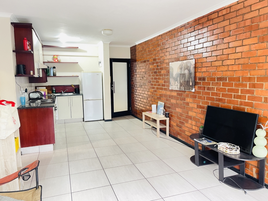 2 Bedroom Property for Sale in Essenwood KwaZulu-Natal