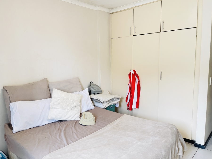 2 Bedroom Property for Sale in Essenwood KwaZulu-Natal