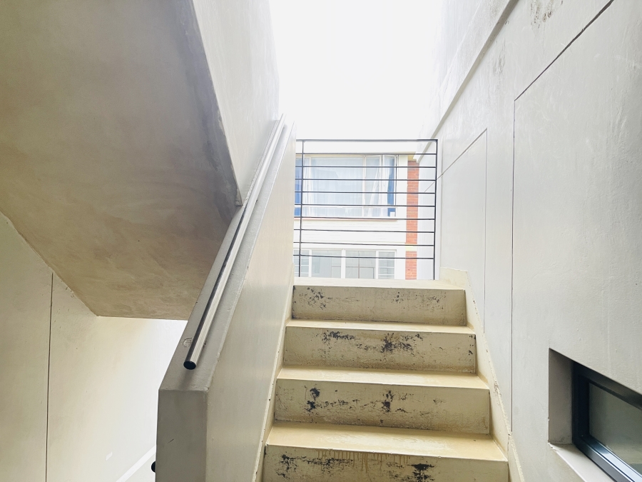 2 Bedroom Property for Sale in Essenwood KwaZulu-Natal