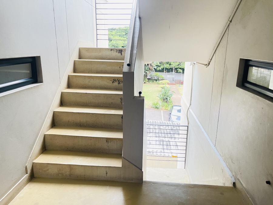 2 Bedroom Property for Sale in Essenwood KwaZulu-Natal