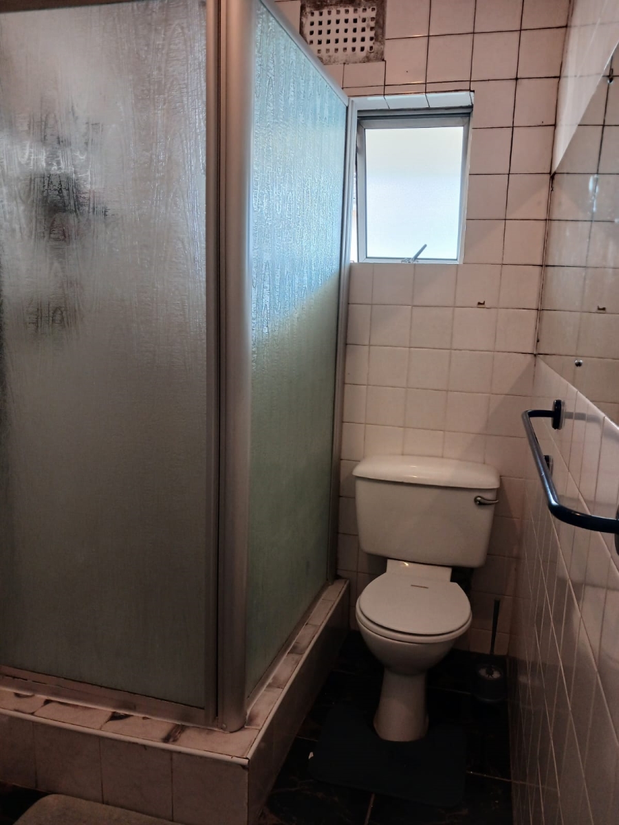 2 Bedroom Property for Sale in Glenwood KwaZulu-Natal