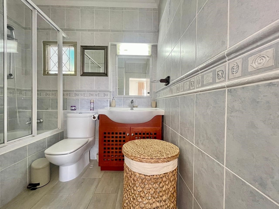 2 Bedroom Property for Sale in Shakas Rock KwaZulu-Natal