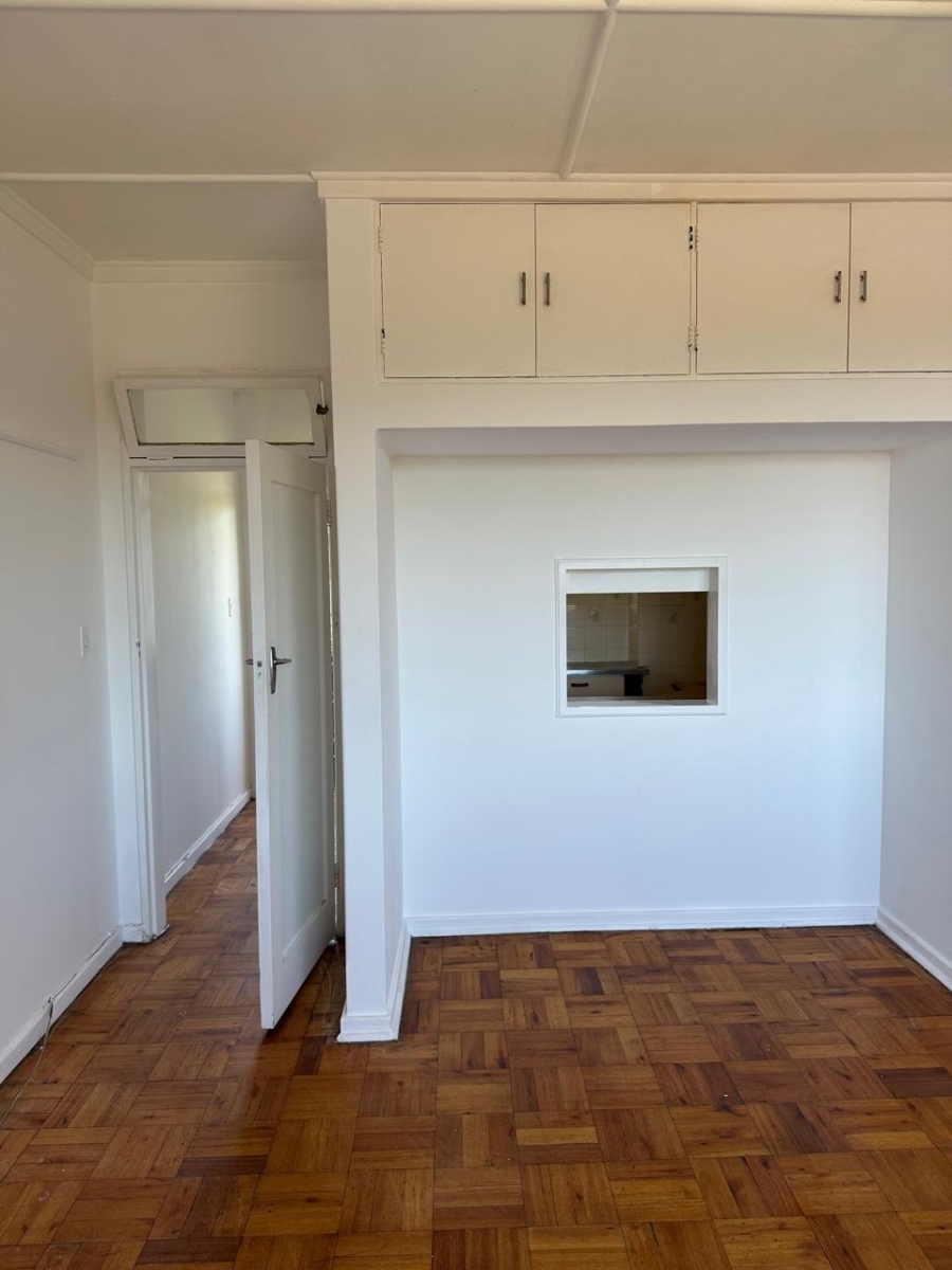 To Let 1 Bedroom Property for Rent in Bluff KwaZulu-Natal