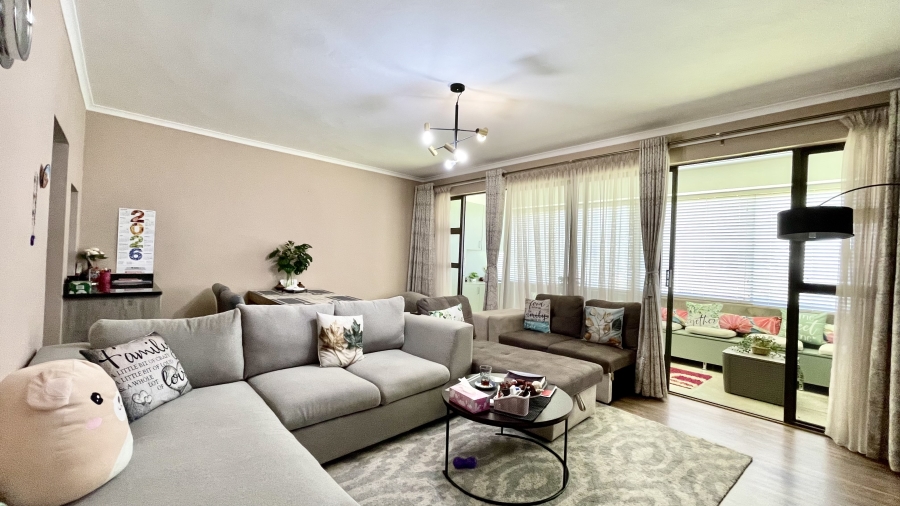 2 Bedroom Property for Sale in Scottsville KwaZulu-Natal