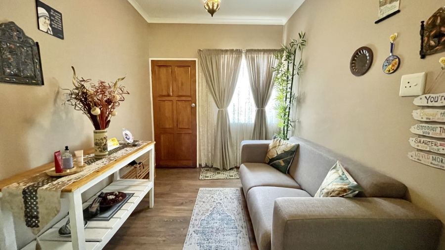 2 Bedroom Property for Sale in Scottsville KwaZulu-Natal