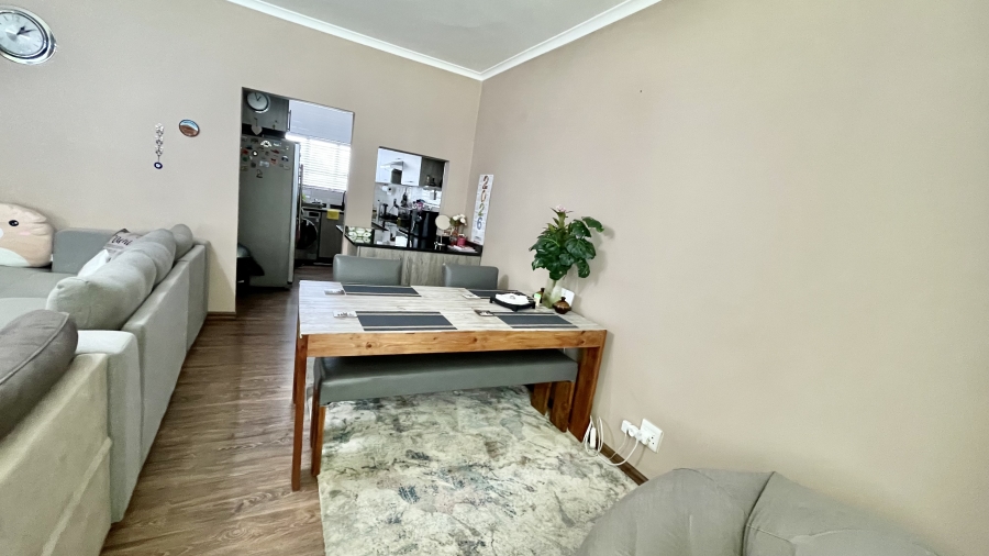 2 Bedroom Property for Sale in Scottsville KwaZulu-Natal