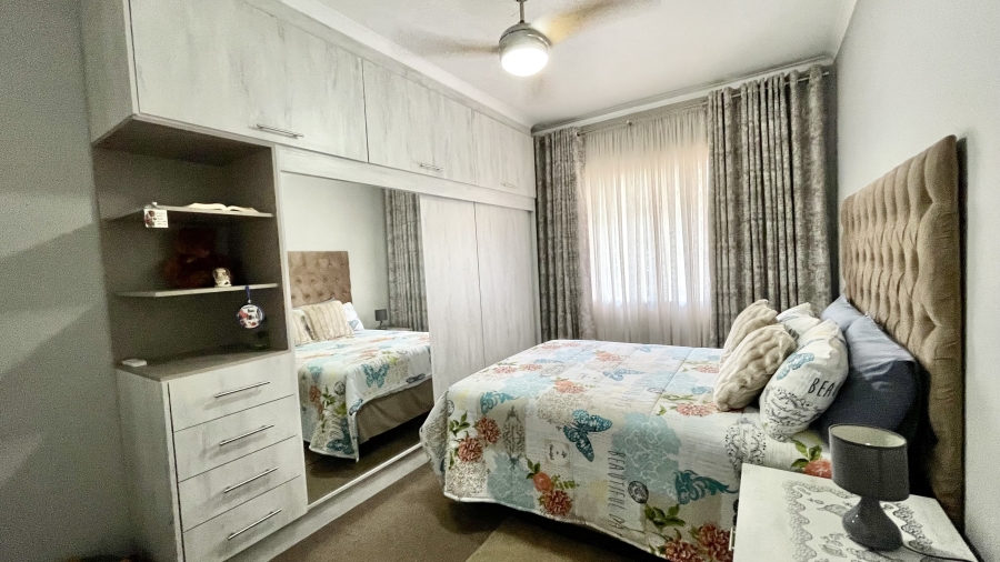 2 Bedroom Property for Sale in Scottsville KwaZulu-Natal