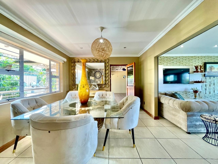 5 Bedroom Property for Sale in Salt Rock KwaZulu-Natal
