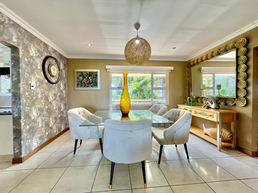 5 Bedroom Property for Sale in Salt Rock KwaZulu-Natal