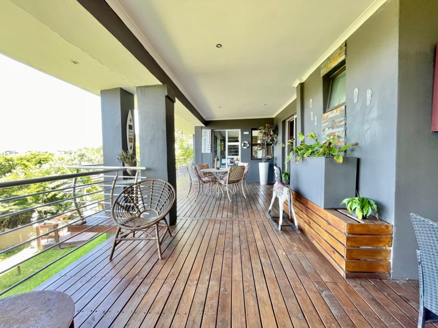5 Bedroom Property for Sale in Salt Rock KwaZulu-Natal