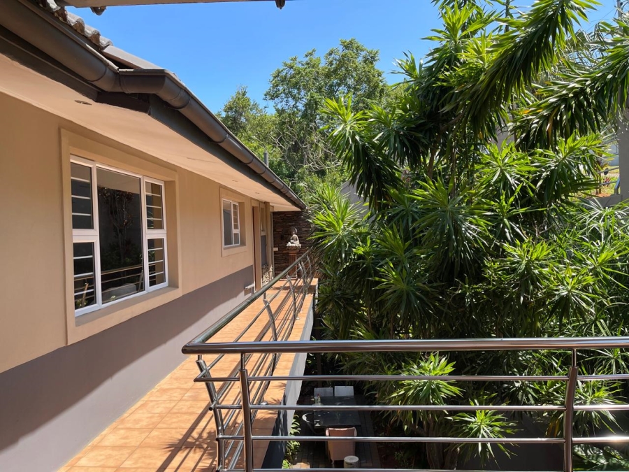 5 Bedroom Property for Sale in Salt Rock KwaZulu-Natal