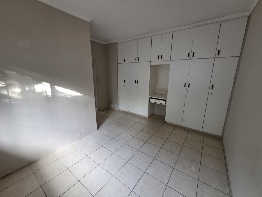 To Let 3 Bedroom Property for Rent in Bluff KwaZulu-Natal