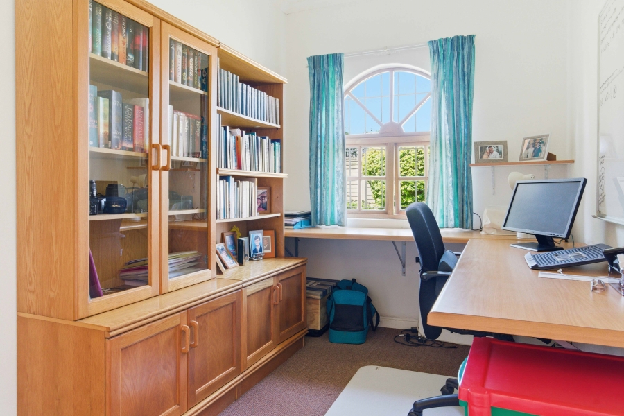 5 Bedroom Property for Sale in Hillcrest Central KwaZulu-Natal