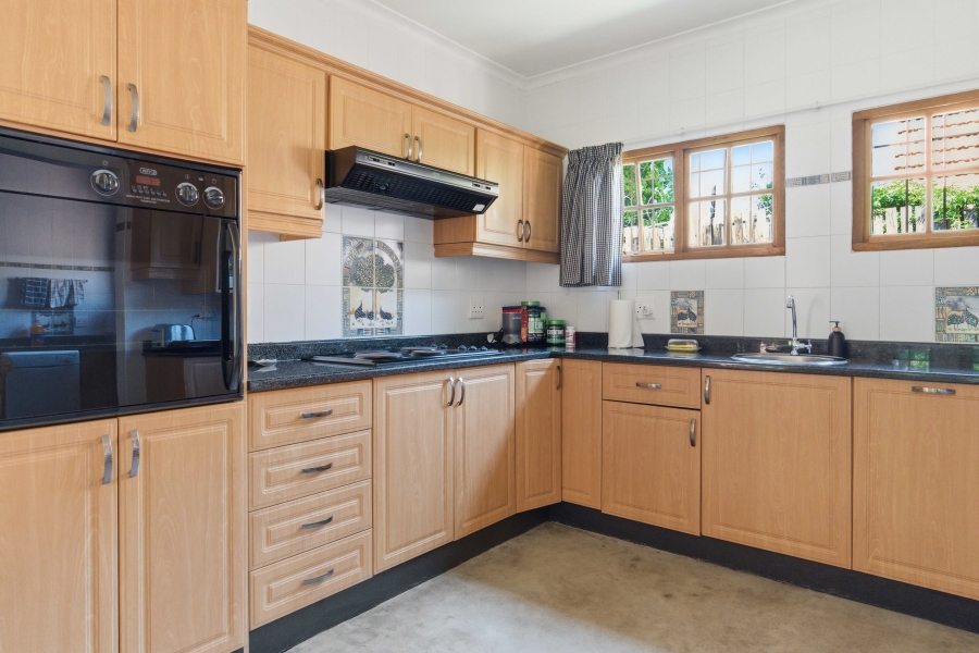 5 Bedroom Property for Sale in Hillcrest Central KwaZulu-Natal