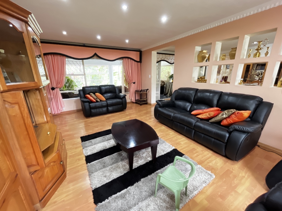 4 Bedroom Property for Sale in Montrose KwaZulu-Natal