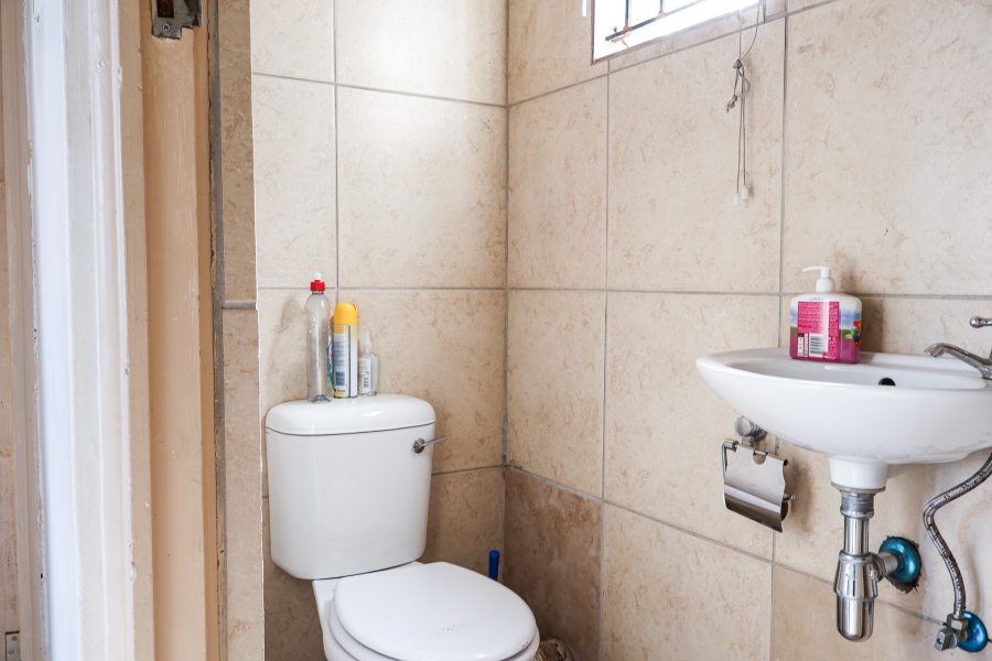 2 Bedroom Property for Sale in Scottsville KwaZulu-Natal