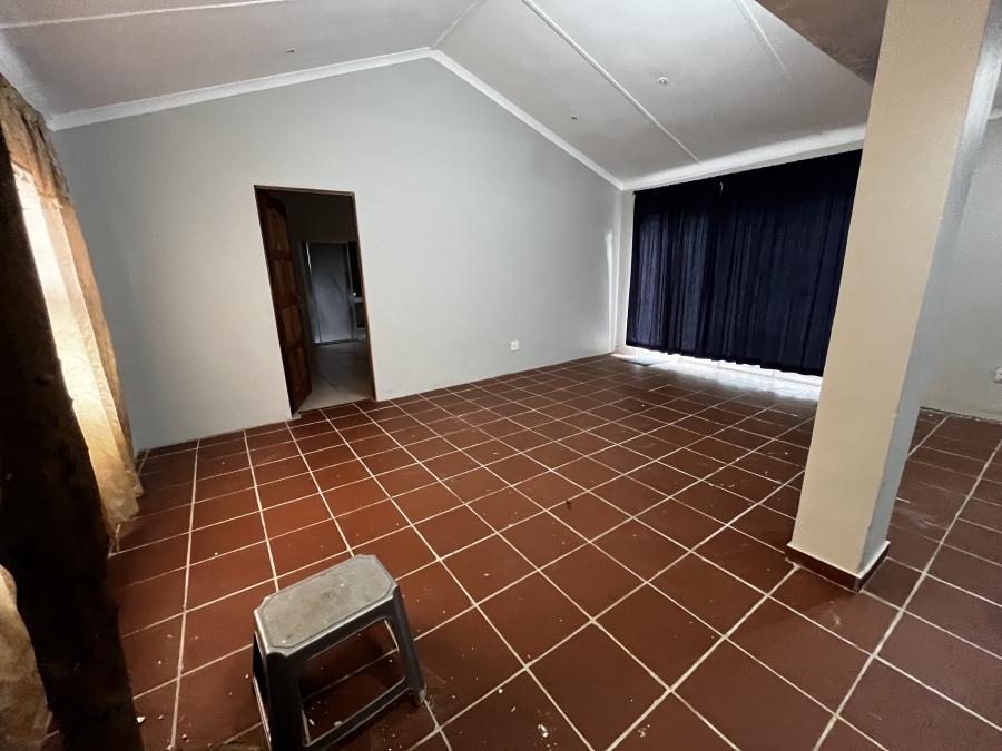 5 Bedroom Property for Sale in Richmond KwaZulu-Natal