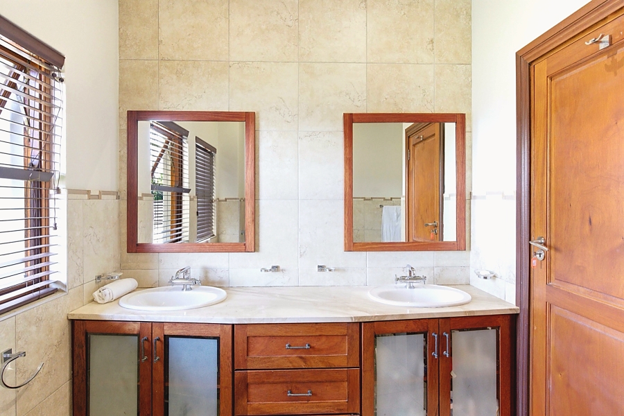 4 Bedroom Property for Sale in Langford Country Estate KwaZulu-Natal