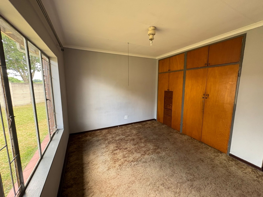 4 Bedroom Property for Sale in Pioneer Park KwaZulu-Natal