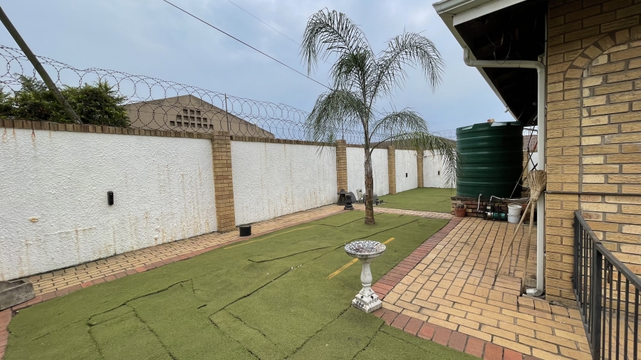 3 Bedroom Property for Sale in Mountain Rise KwaZulu-Natal