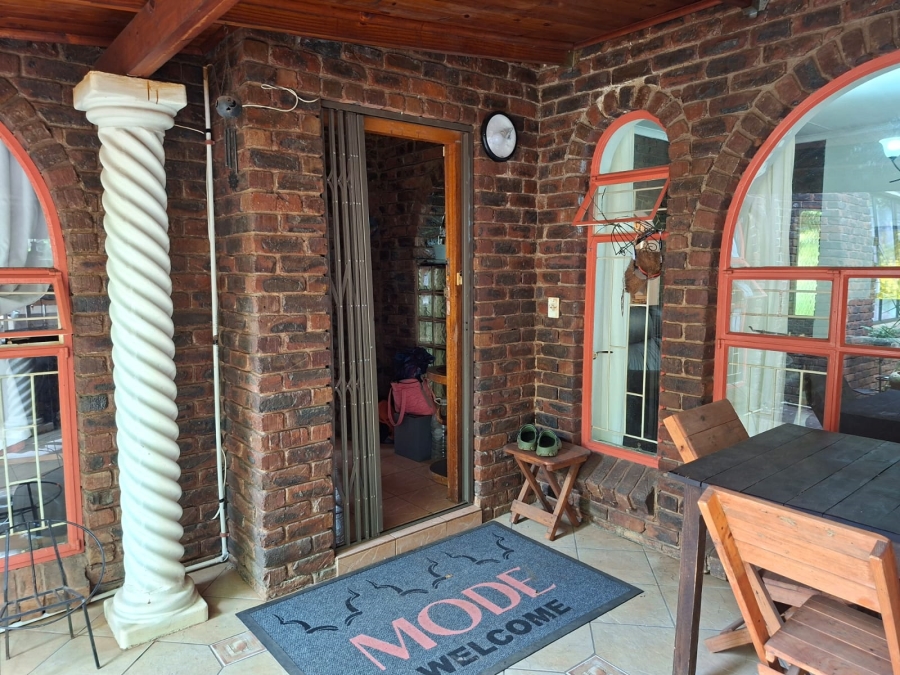 4 Bedroom Property for Sale in Sunnyridge KwaZulu-Natal