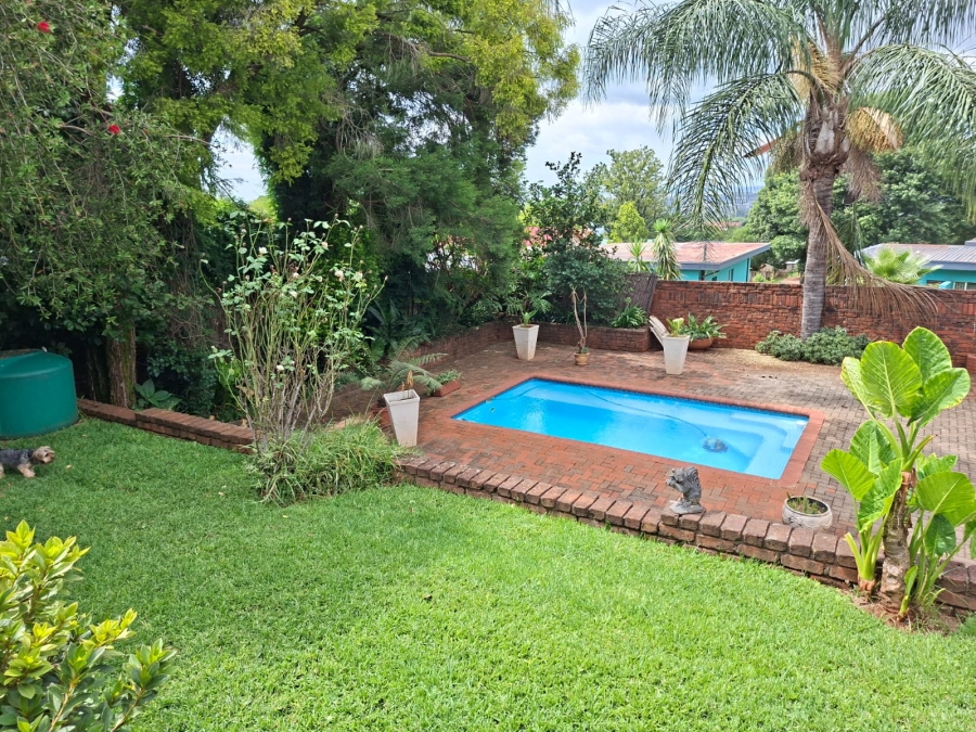 4 Bedroom Property for Sale in Sunnyridge KwaZulu-Natal