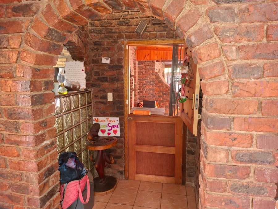 4 Bedroom Property for Sale in Sunnyridge KwaZulu-Natal