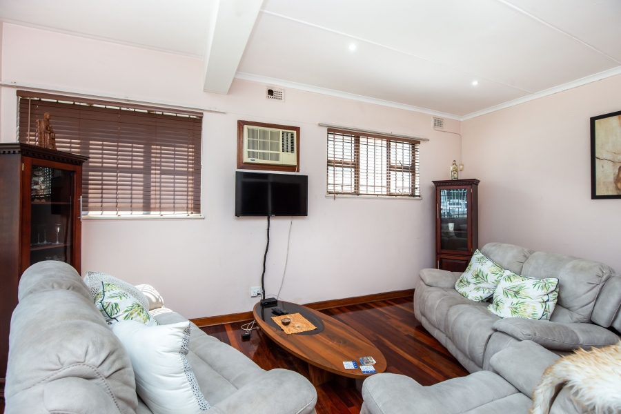 4 Bedroom Property for Sale in Glenwood KwaZulu-Natal