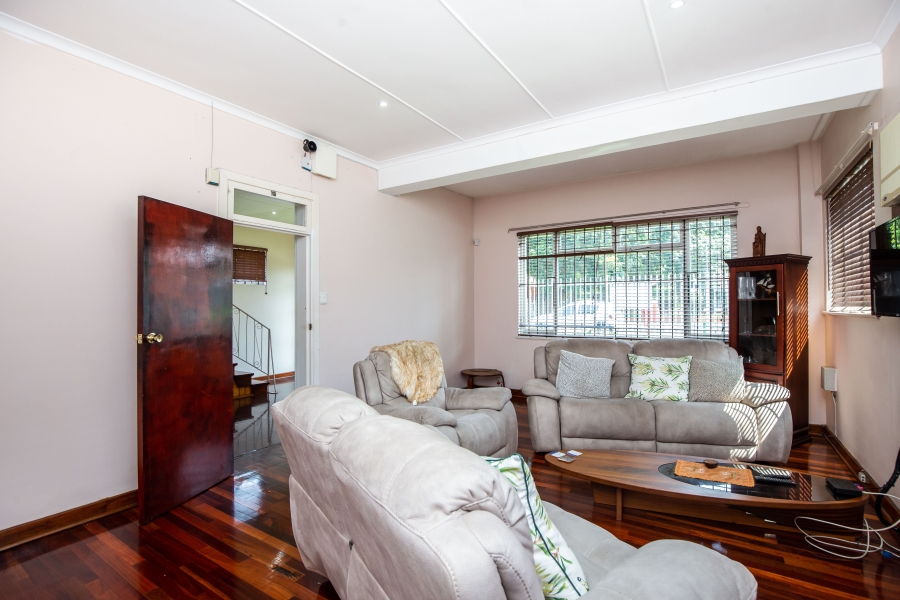 4 Bedroom Property for Sale in Glenwood KwaZulu-Natal