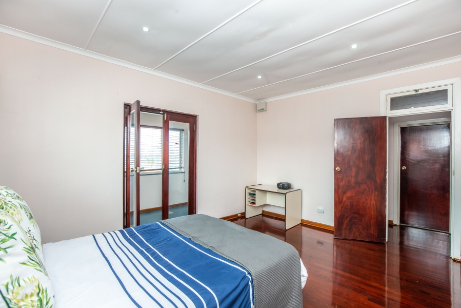 4 Bedroom Property for Sale in Glenwood KwaZulu-Natal