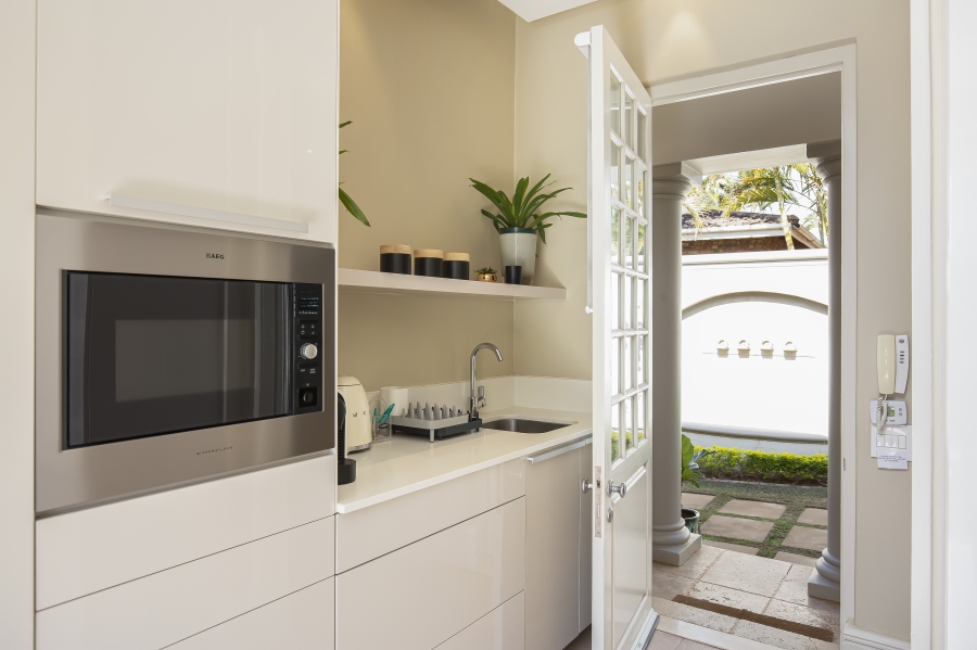 5 Bedroom Property for Sale in Herrwood Park KwaZulu-Natal