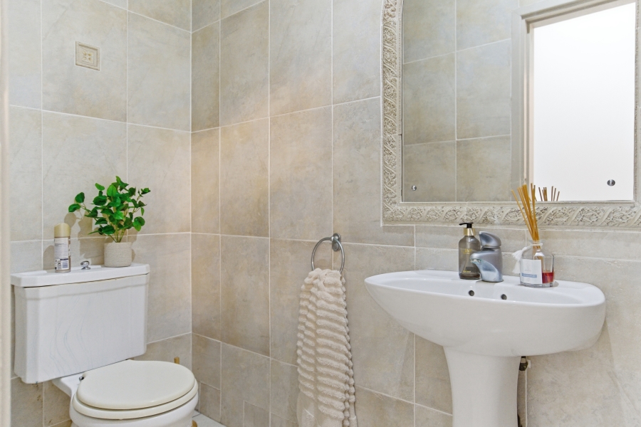 9 Bedroom Property for Sale in Pennington KwaZulu-Natal