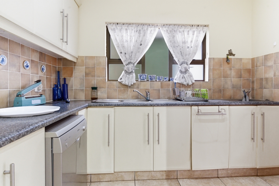 9 Bedroom Property for Sale in Pennington KwaZulu-Natal