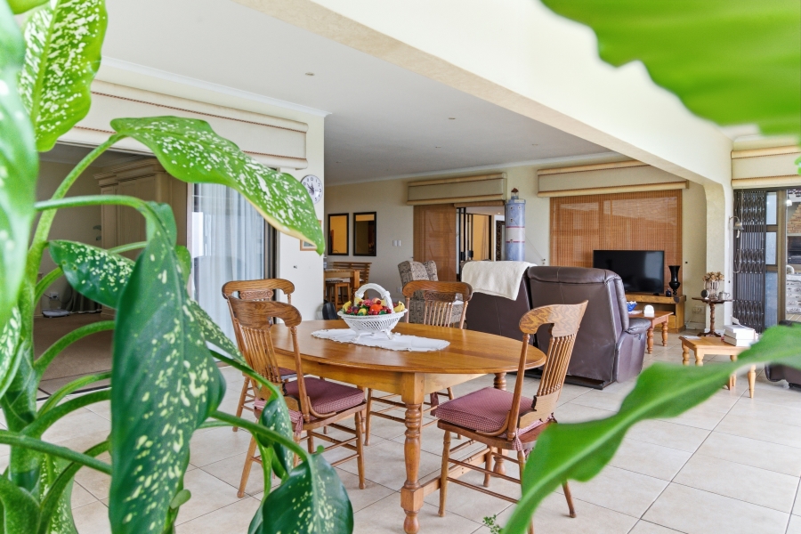 9 Bedroom Property for Sale in Pennington KwaZulu-Natal