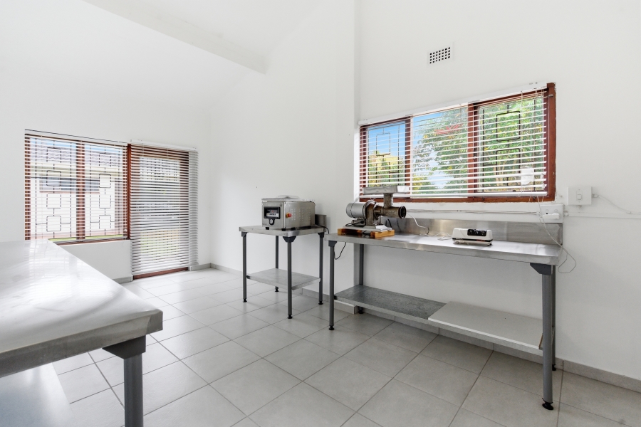 9 Bedroom Property for Sale in Pennington KwaZulu-Natal