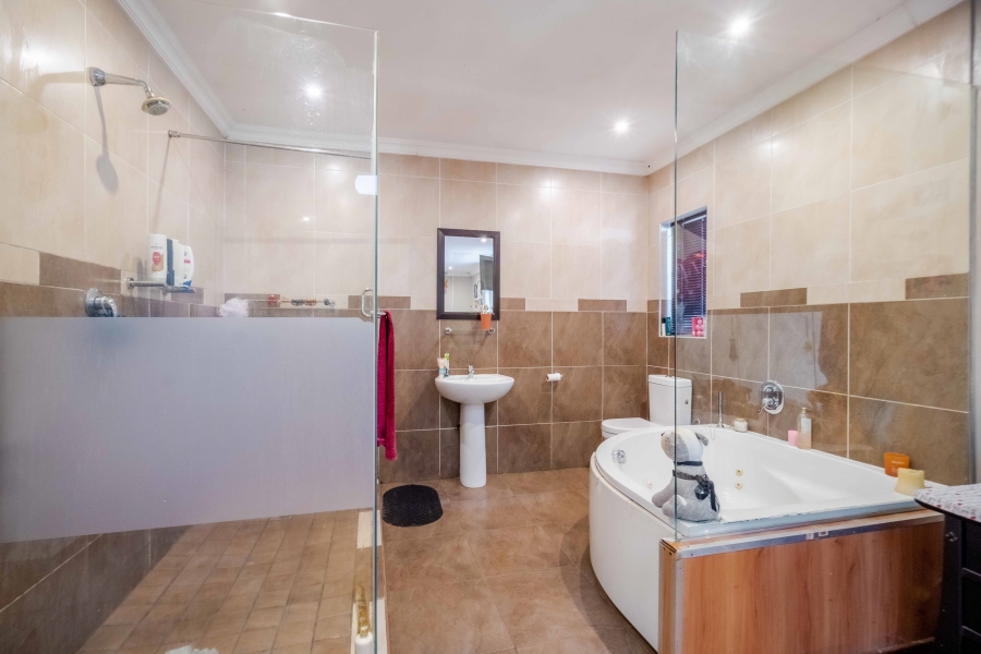 3 Bedroom Property for Sale in New Germany KwaZulu-Natal