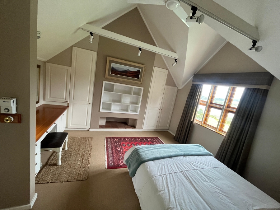 5 Bedroom Property for Sale in Nottingham Road KwaZulu-Natal