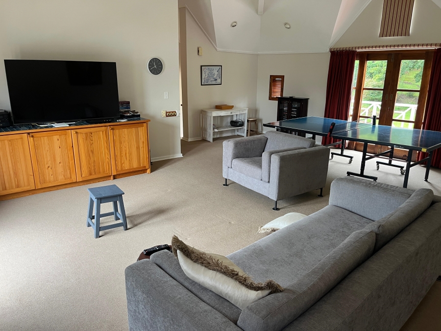 5 Bedroom Property for Sale in Nottingham Road KwaZulu-Natal