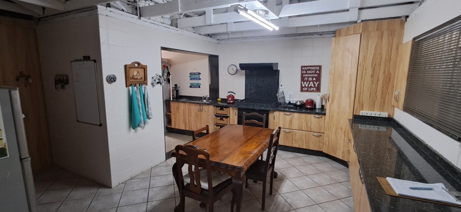 4 Bedroom Property for Sale in Pioneer Park KwaZulu-Natal