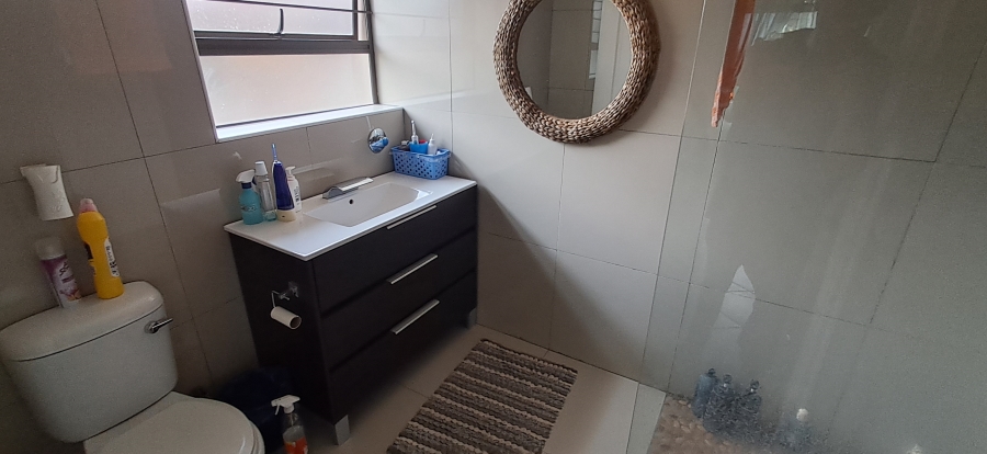 4 Bedroom Property for Sale in Pioneer Park KwaZulu-Natal