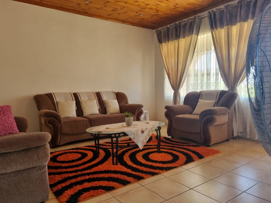 4 Bedroom Property for Sale in Naidooville KwaZulu-Natal