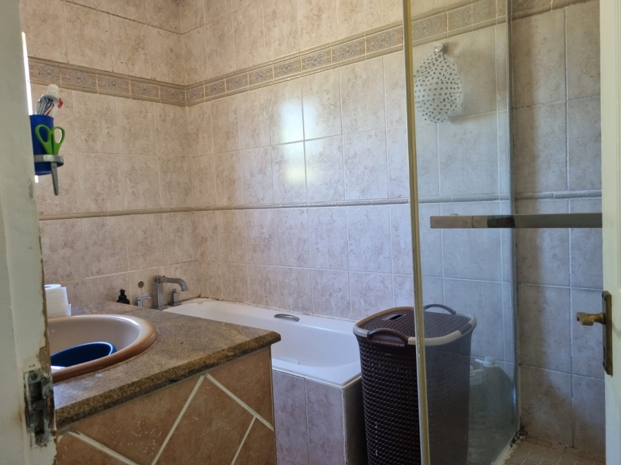 4 Bedroom Property for Sale in Naidooville KwaZulu-Natal