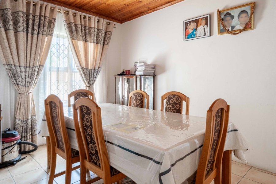 4 Bedroom Property for Sale in Naidooville KwaZulu-Natal