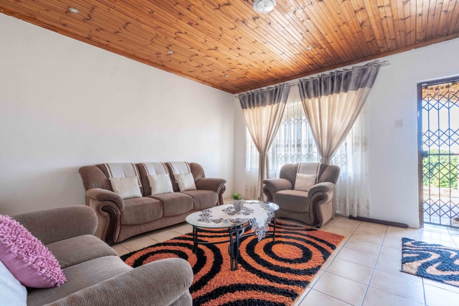 4 Bedroom Property for Sale in Naidooville KwaZulu-Natal